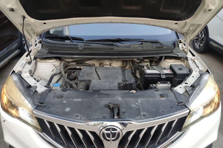 中华V3 2017款 1.5L 自动舒适型局部细节24