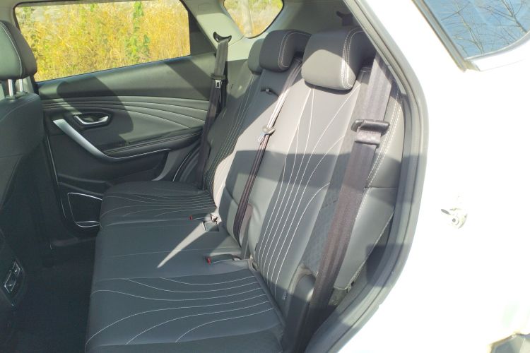 捷途X70 2020款 1.5T 手动智行版 7座中控内饰21