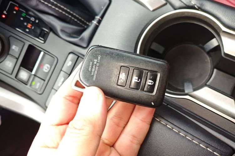 雷克萨斯NX 2020款 200 全驱 锋尚版 国VI中控内饰11