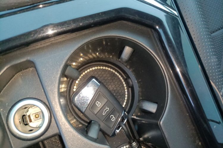 大众 帕萨特 2019款 380TSI 尊贵版 国VI中控内饰7001