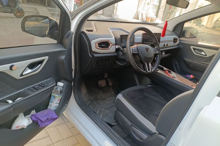 思皓 花仙子 2021款 302km 时尚型 31.4kWh中控内饰7003