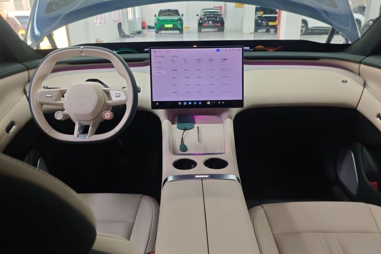 小米汽车 小米YU7 2025款 超长续航后驱版中控内饰7002