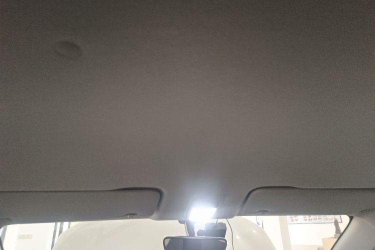 五菱汽车 五菱缤果 2023款 203km 轻享款局部细节22