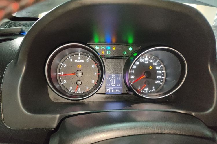 哈弗H6 2016款 升级版 1.5T 自动两驱精英型局部细节14