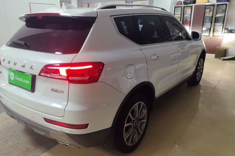 哈弗H7 2017款 红标H7 2.0T 自动豪华型车身外观7