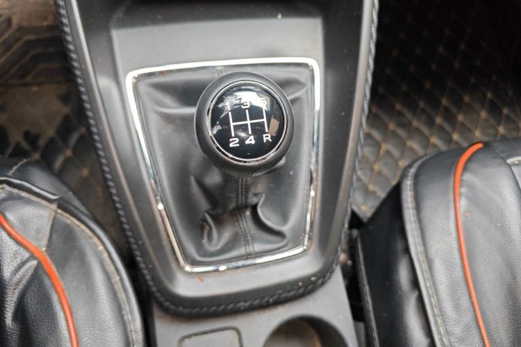 名爵ZS 2018款 1.5L 手动舒适版 国V局部细节18