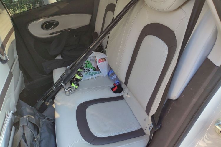 江淮钇为 钇为3 2023款 405km Pro中控内饰21