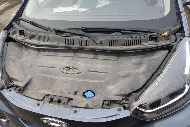 奇瑞 小蚂蚁 2021款 15万蚁粉款 蚁酷版 磷酸铁锂机舱底盘24