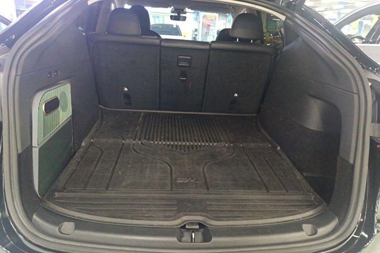 特斯拉 Model Y 2021款 Performance高性能全轮驱动版局部细节23