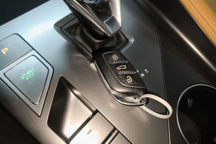 荣威RX5 2023款 1.5T 豪华滑屏版中控内饰11