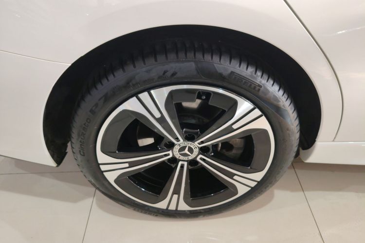 奔驰C级 2023款 改款 C 260 L 运动版 4MATIC车身外观6008