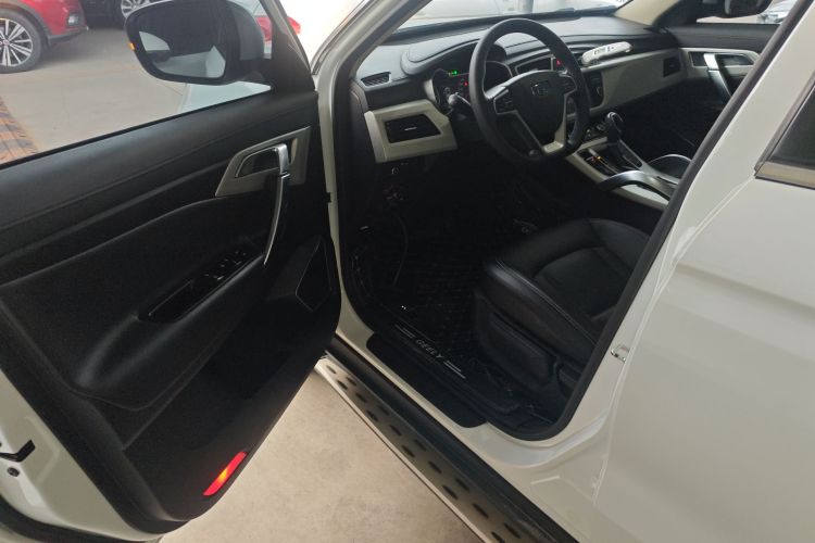 吉利汽车 博越 2018款 1.8TD 自动两驱智雅型中控内饰20