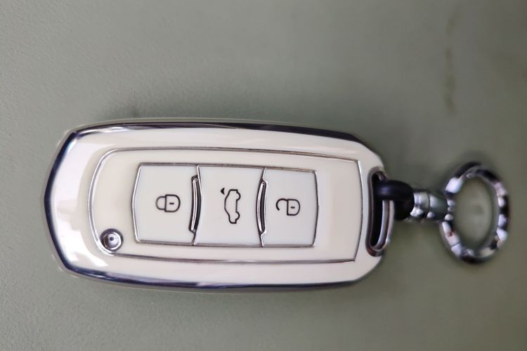 吉利银河 2024款 200km 熊猫骑士中控内饰7001