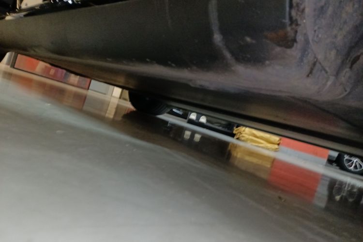 特斯拉 Model Y 2022款 Performance高性能全轮驱动版局部细节9001