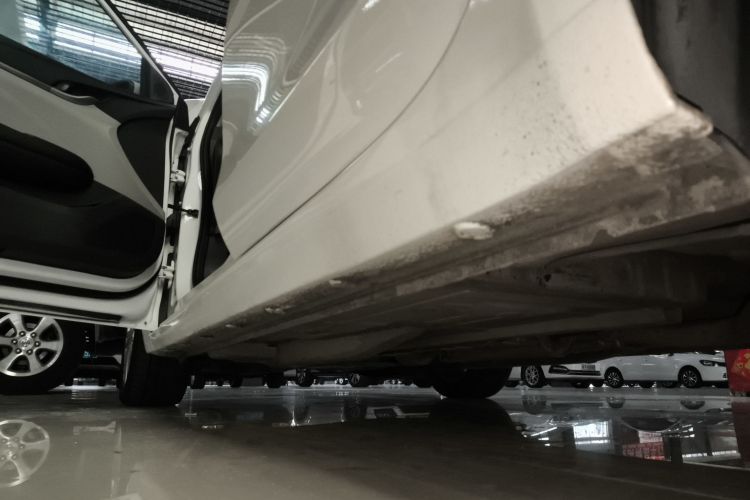 别克 英朗 2016款 15N 自动精英型局部细节9002