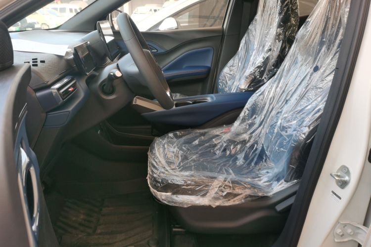 比亚迪 海鸥 2025款 智驾版 305km 活力版中控内饰19