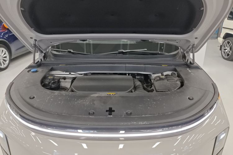 理想汽车 理想L6 2024款 Pro机舱底盘24