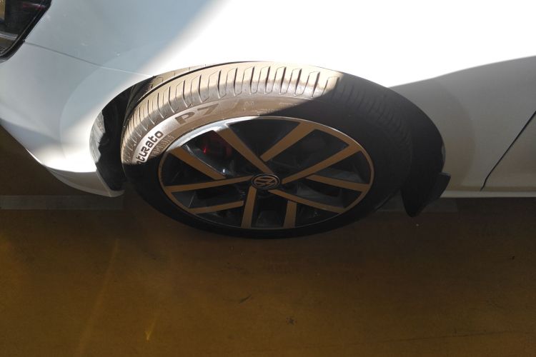 大众 高尔夫 2018款  230TSI 自动豪华型车身外观6001