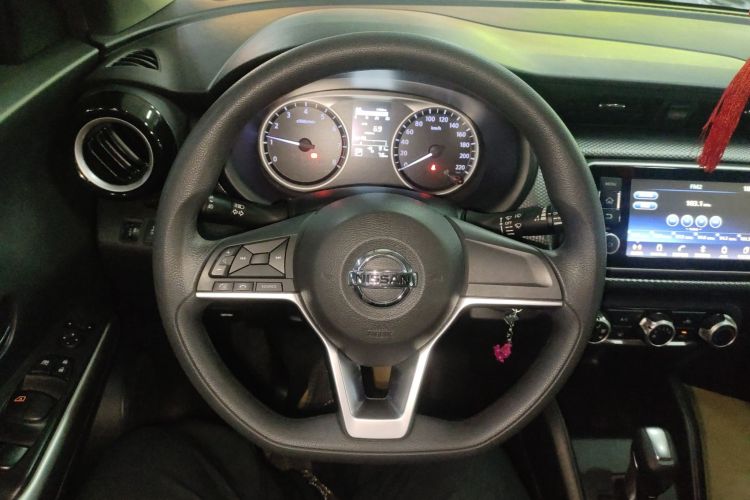 日产 劲客 2017款 1.5L CVT酷享版中控内饰13