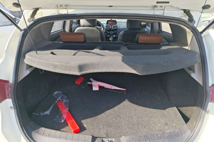 海马S5 2015款 1.5T CVT豪华型运动版机舱底盘23