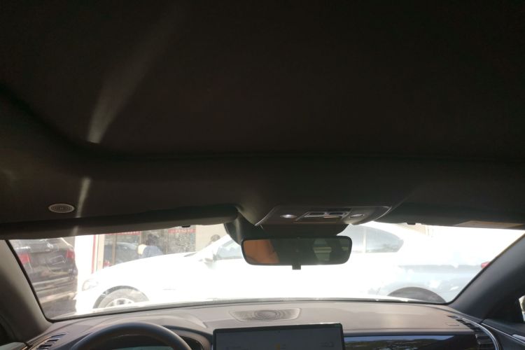 比亚迪 汉 2022款 DM-i 121KM 尊荣型中控内饰22