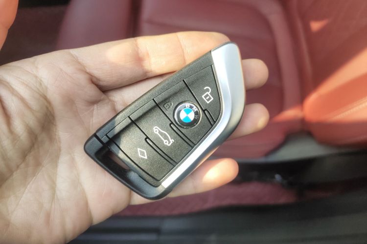 宝马X3 2023款 xDrive30i 领先型 M曜夜套装中控内饰11