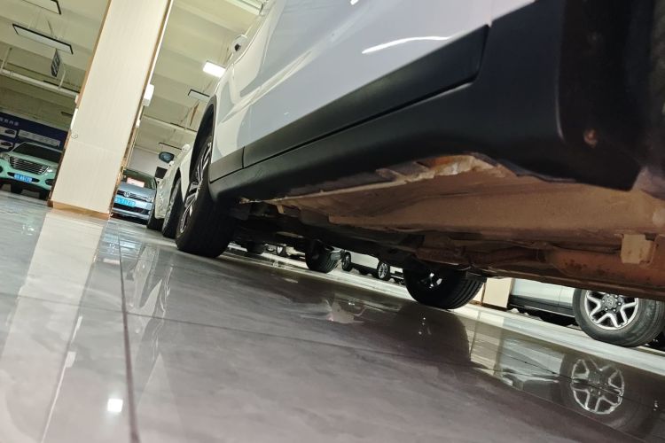 广汽传祺 传祺GS4 2017款 235T 自动两驱豪华智联版局部细节9001