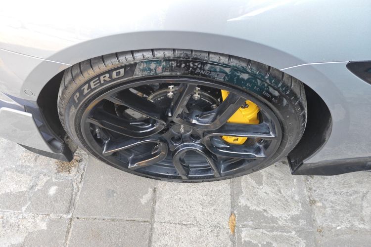 小米汽车 小米SU7 Ultra 2025款 Ultra车身外观6007