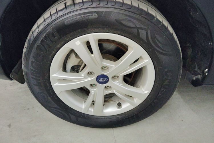 福特 领界 2019款 EcoBoost 145 CVT精领型 国VI车身外观6007