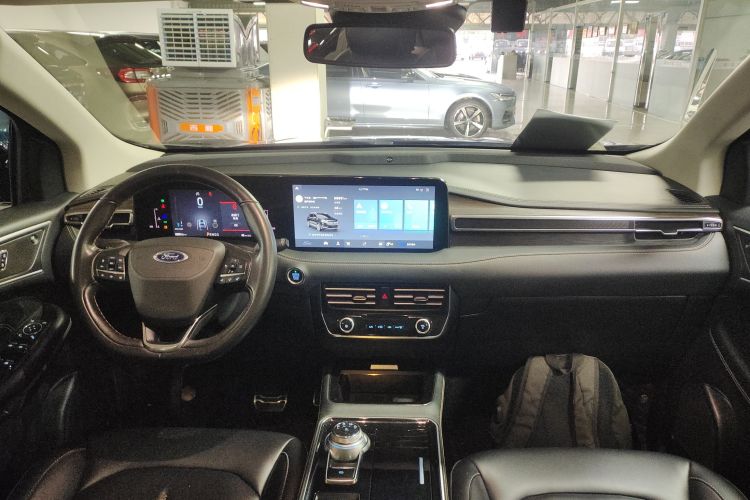 福特 锐界 2021款 改款 PLUS EcoBoost 245 两驱豪锐型 7座中控内饰12