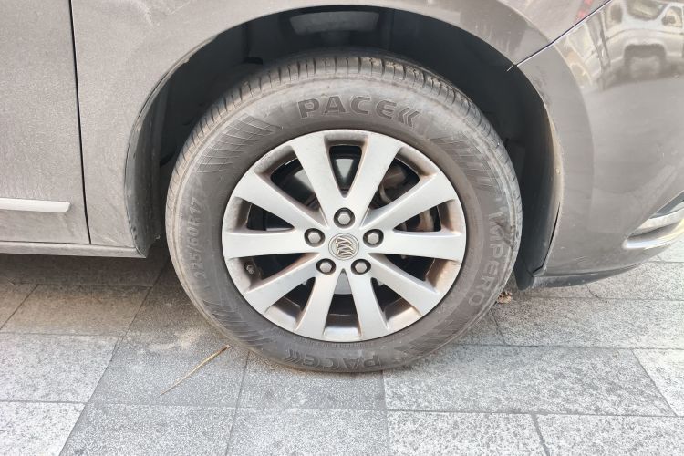 别克GL8 2017款 25S 尊贵型 国V车身外观6007