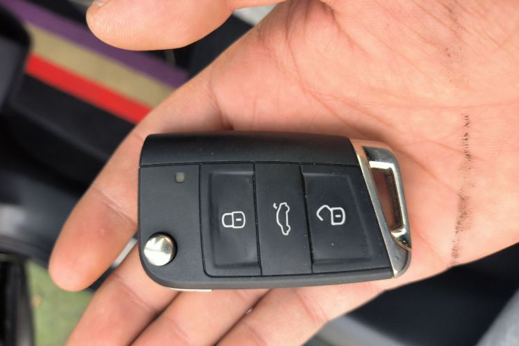 大众 途昂 2017款 380TSI 四驱舒适版中控内饰11