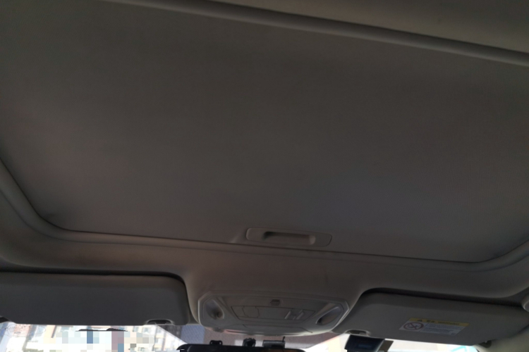 福特 福克斯 2017款 两厢 1.6L 手动风尚型智行版中控内饰22