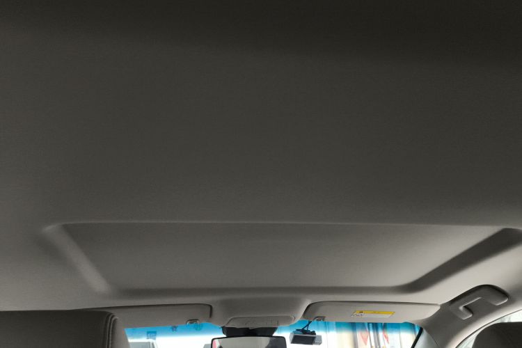 别克GL8 2022款 陆上公务舱 652T 舒适型中控内饰22