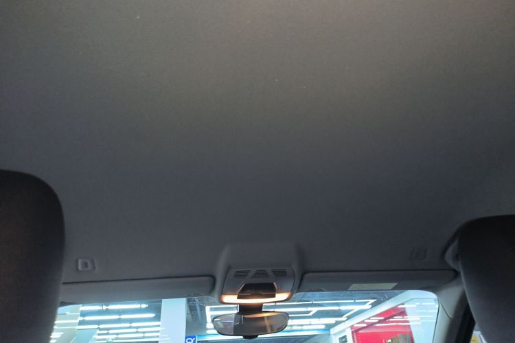 宝马1系 2023款 120i M运动版中控内饰22