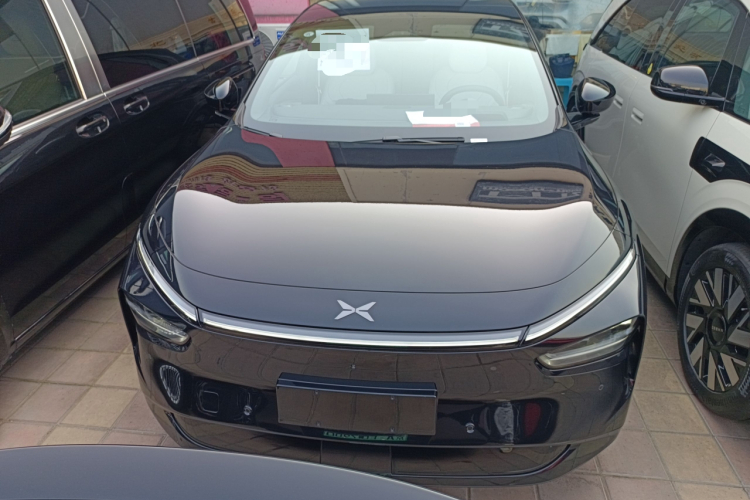 小鹏G7 2025款 702 超长续航 Ultra车身外观2