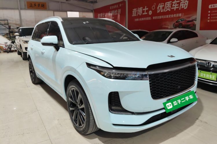 理想汽车 理想ONE 2021款 增程6座版车身外观3