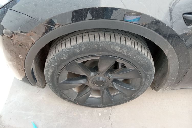 特斯拉 Model Y 2022款 改款 后轮驱动版车身外观6001