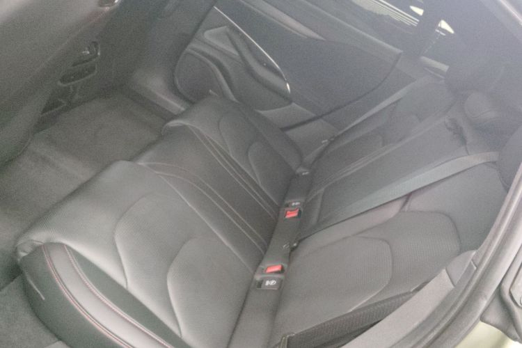 小米汽车 小米SU7 2024款 四驱超长续航高阶智驾Max版中控内饰7004