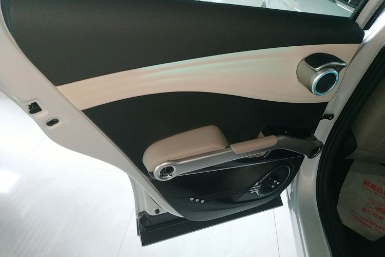 比亚迪 元PLUS 2024款 荣耀版 430KM 超越型中控内饰49