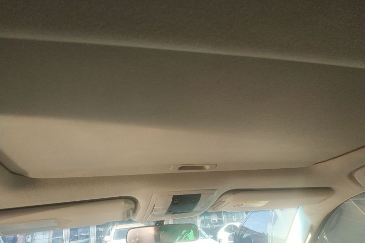 丰田 普拉多 2015款 2.7L 自动标准版中控内饰22