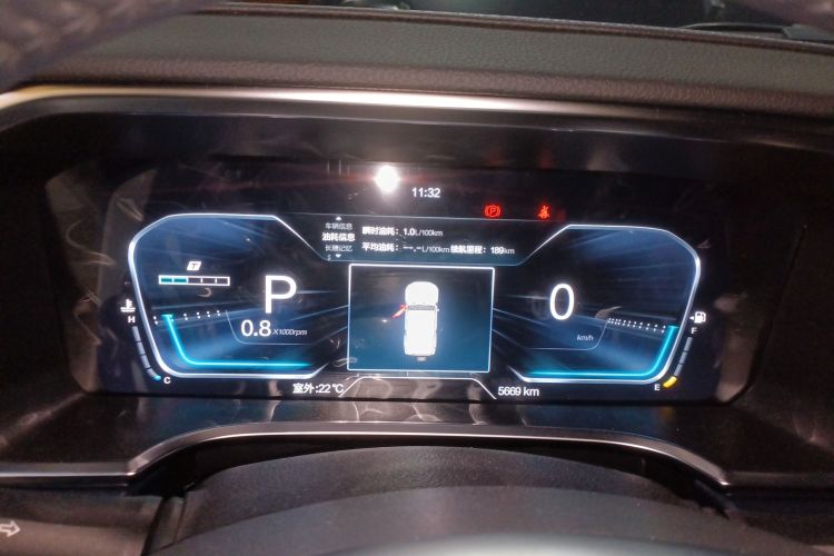 北京越野 北京BJ40 2024款 2.0D 刀锋英雄荣耀版中控内饰14