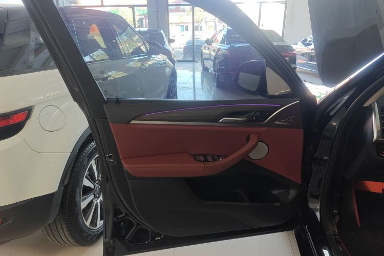 宝马X3 2023款 改款 xDrive30i 领先型 M曜夜套装中控内饰47