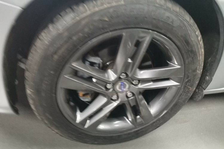 沃尔沃V60 2014款 T5 智雅版车身外观6007