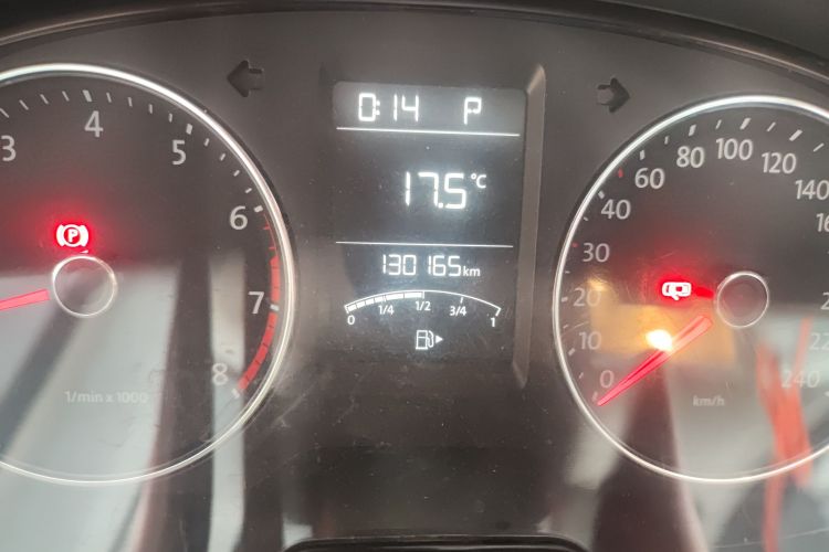 大众 朗逸 2013款 1.6L 自动舒适版中控内饰15