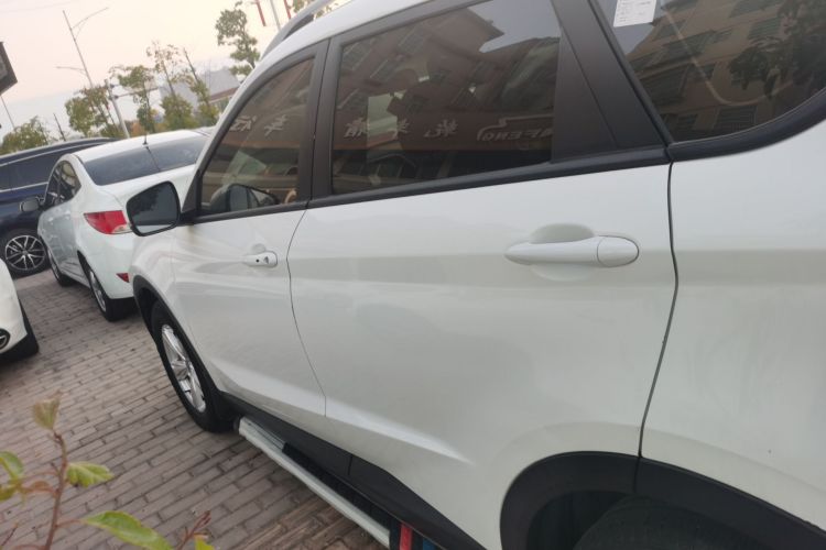 捷途X70M 2021款 1.5T DCT豪华伙伴型 5座车身外观6003