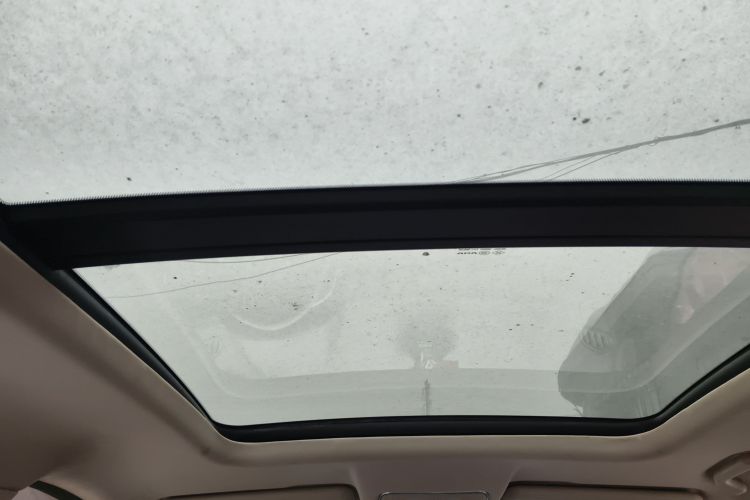 中国重汽VGV VGV U70 2020款 1.5T 手动精英天窗版 5座中控内饰22