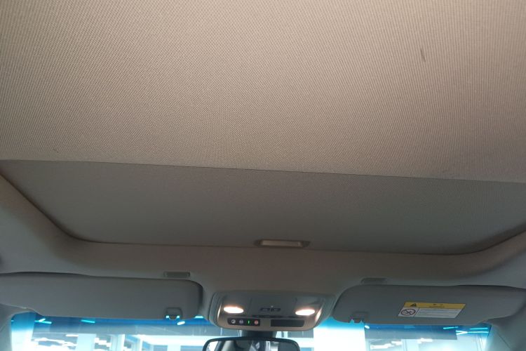 凯迪拉克ATS-L 2017款 28T 时尚型中控内饰22