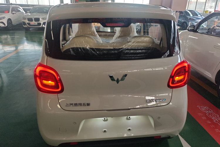 五菱汽车 宏光MINIEV 2025款 四门版 进阶款车身外观6004