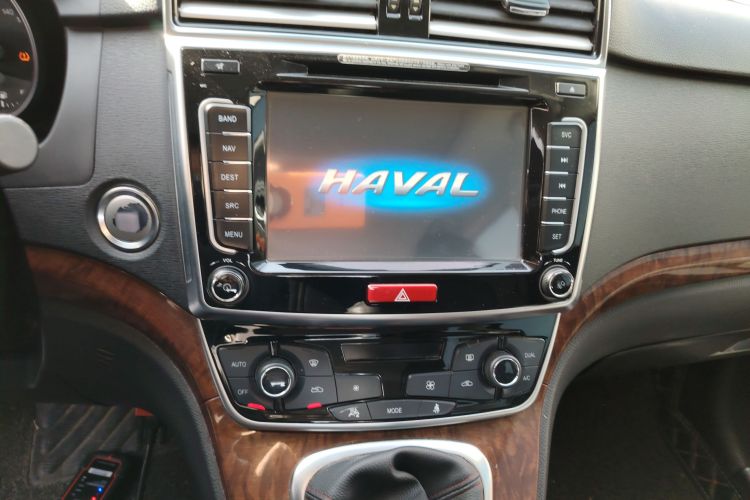 哈弗H6 2015款 改款 运动版 1.5T 手动两驱精英型中控内饰16